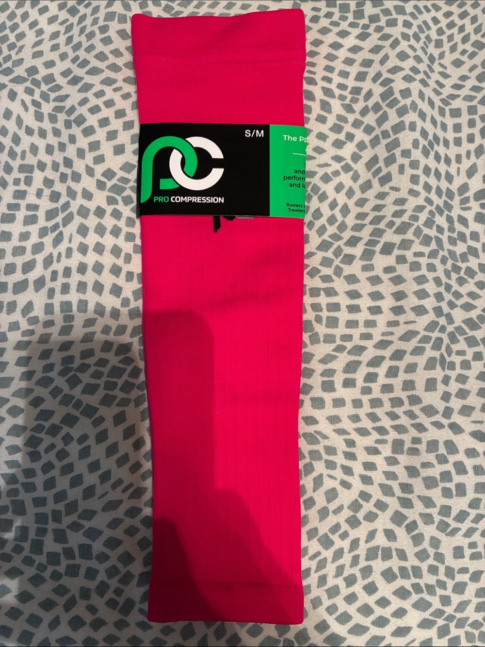 PRO Compression Pink Compression Calf Sleeves S/M
